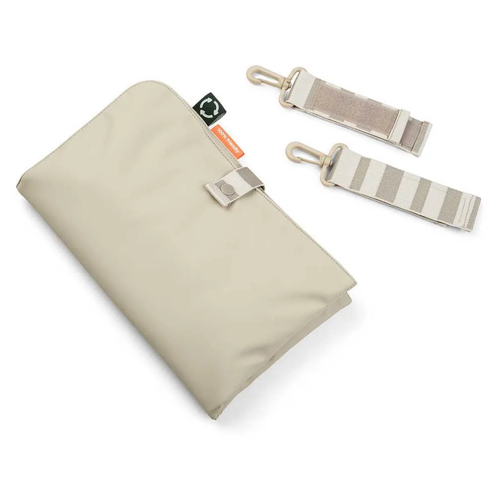 BORSA CAMBIO NEONATO con fasciatoio - done by deer Trapuntata color sabbia, ecosotenibile