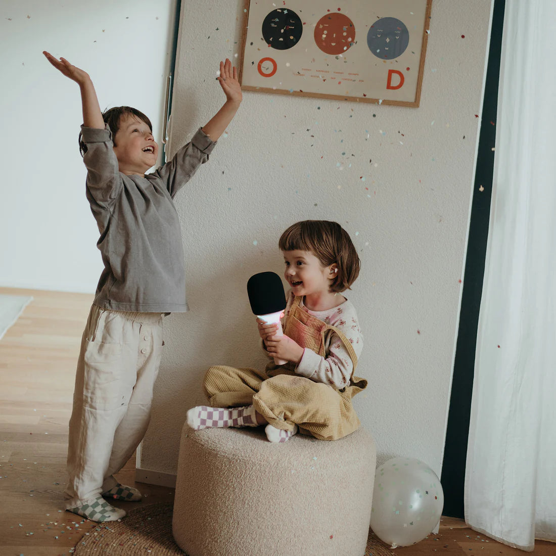 MICROFONO KARAOKE CON LUCI BAMBINI - portatile, bluetooth