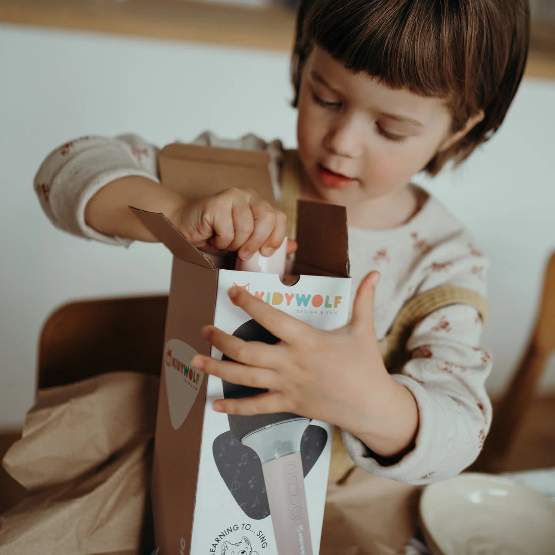 MICROFONO KARAOKE CON LUCI BAMBINI - portatile, bluetooth