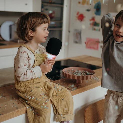 MICROFONO KARAOKE CON LUCI BAMBINI - portatile, bluetooth