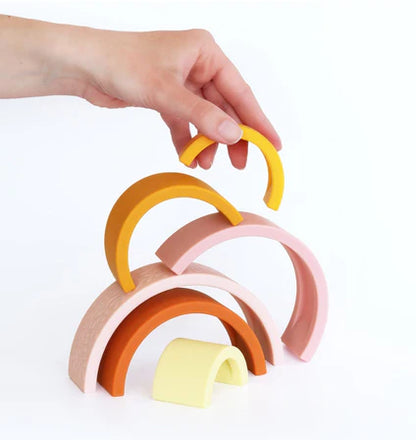 Arcobaleno Rainbow stacking toy: sunset