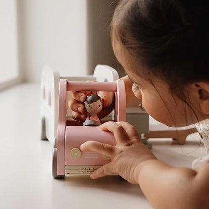 MACCHINA CON CARAVAN BAMBINI - Con 3 personaggi, in legno